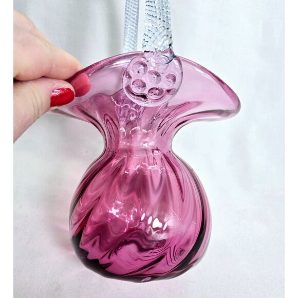 Vintage Rossi Cranberry Glass Swirl Basket Vase with tight twist handle - Picture 6 of 8